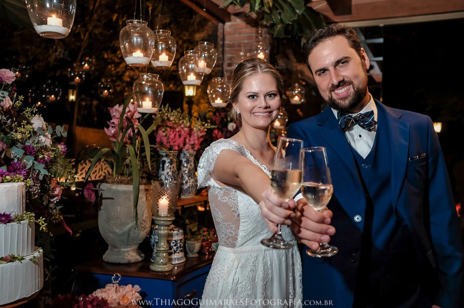 brinde dos noivos na festa de casamento