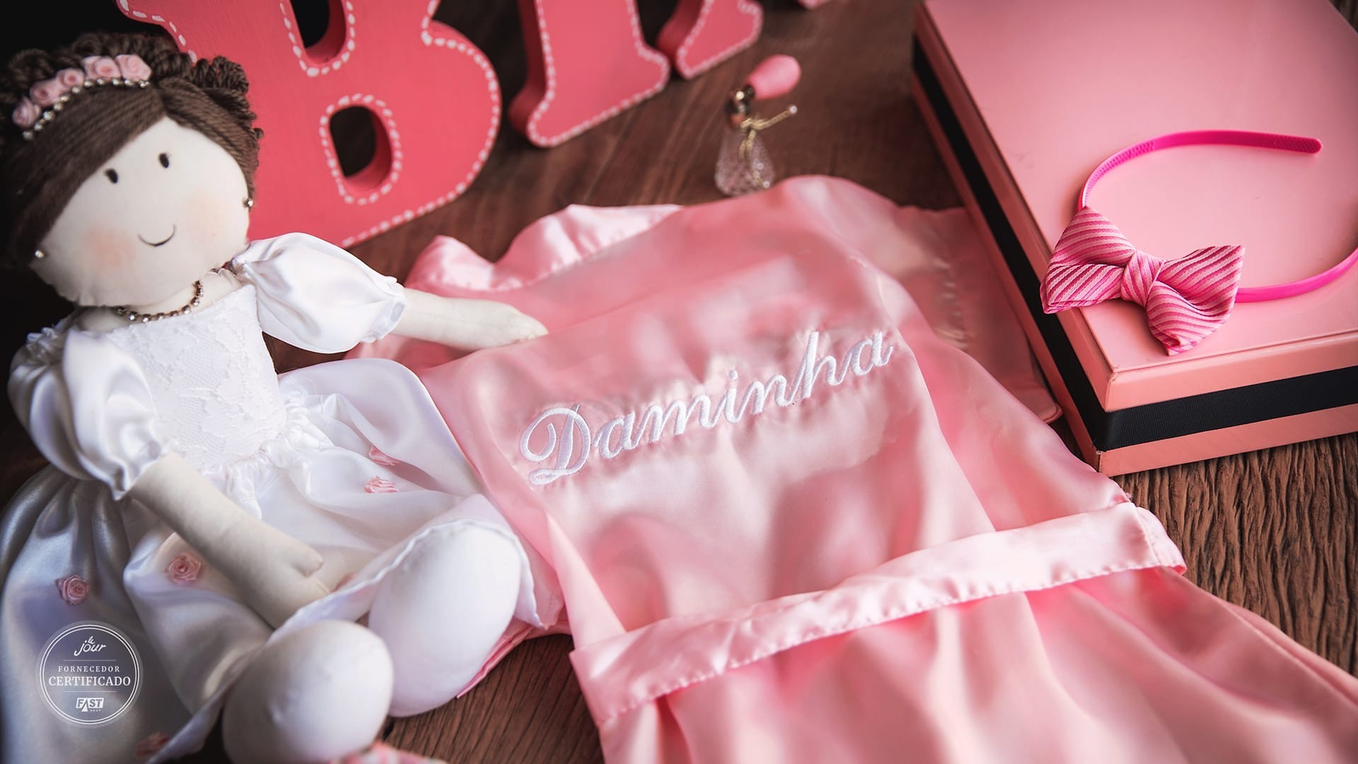 robe e lembrancinhas de casamento para as daminhas